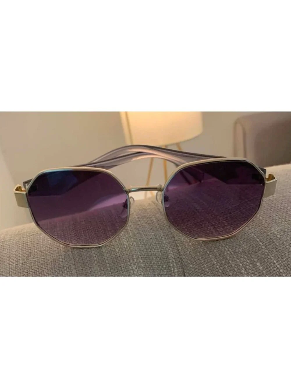 Boutique octagonal gold